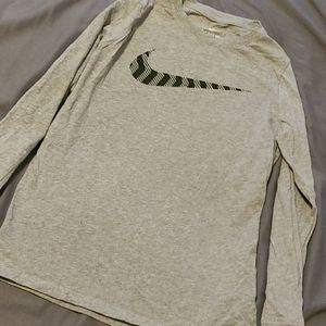 Boys nike shirt